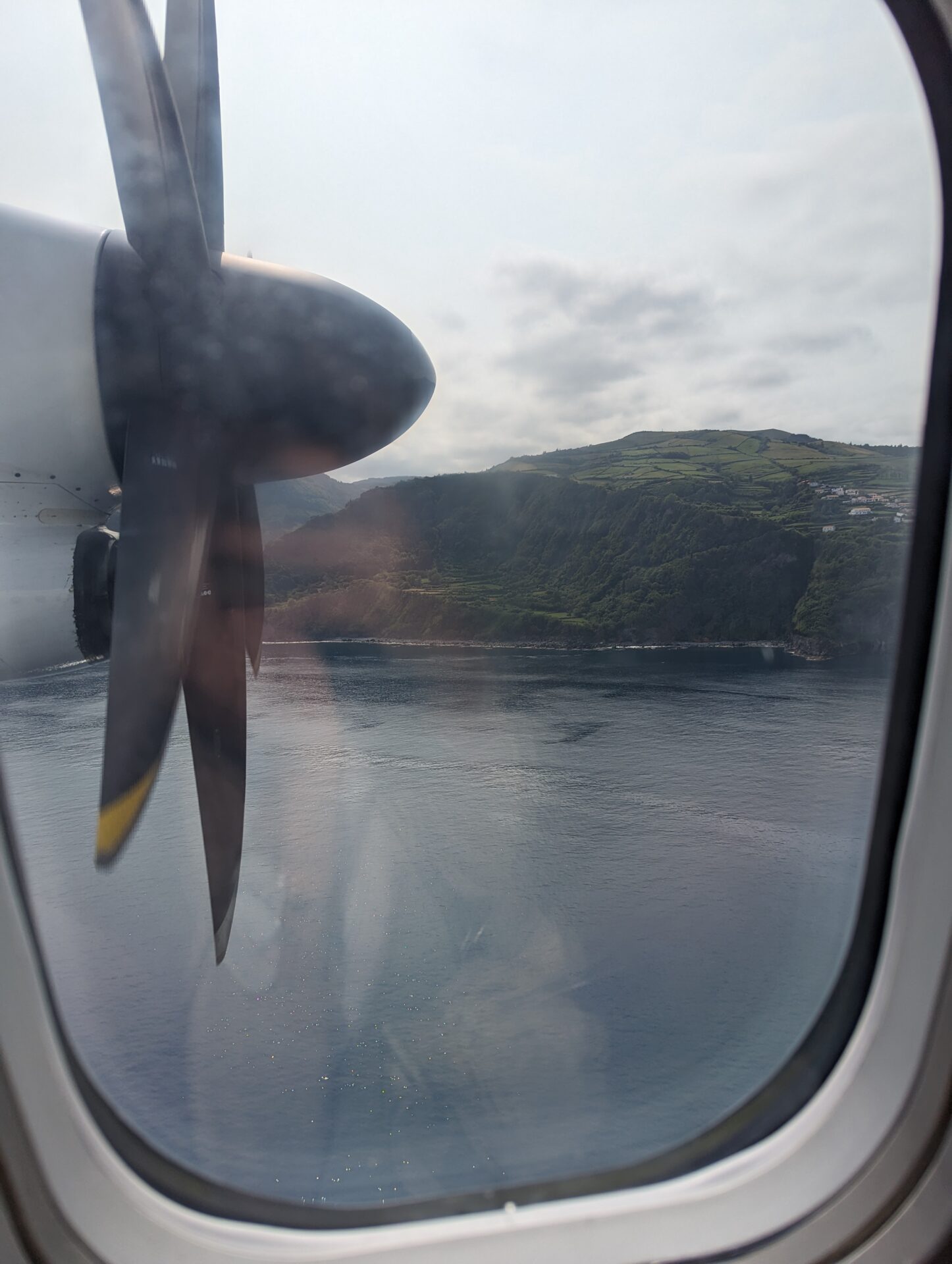 Landeanflug Santa Cruz das Flores